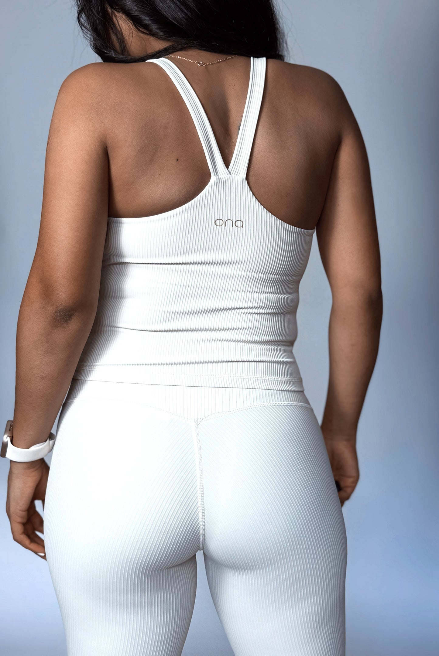 SET ACTIVEWEAR BLANCO ELEGANTE